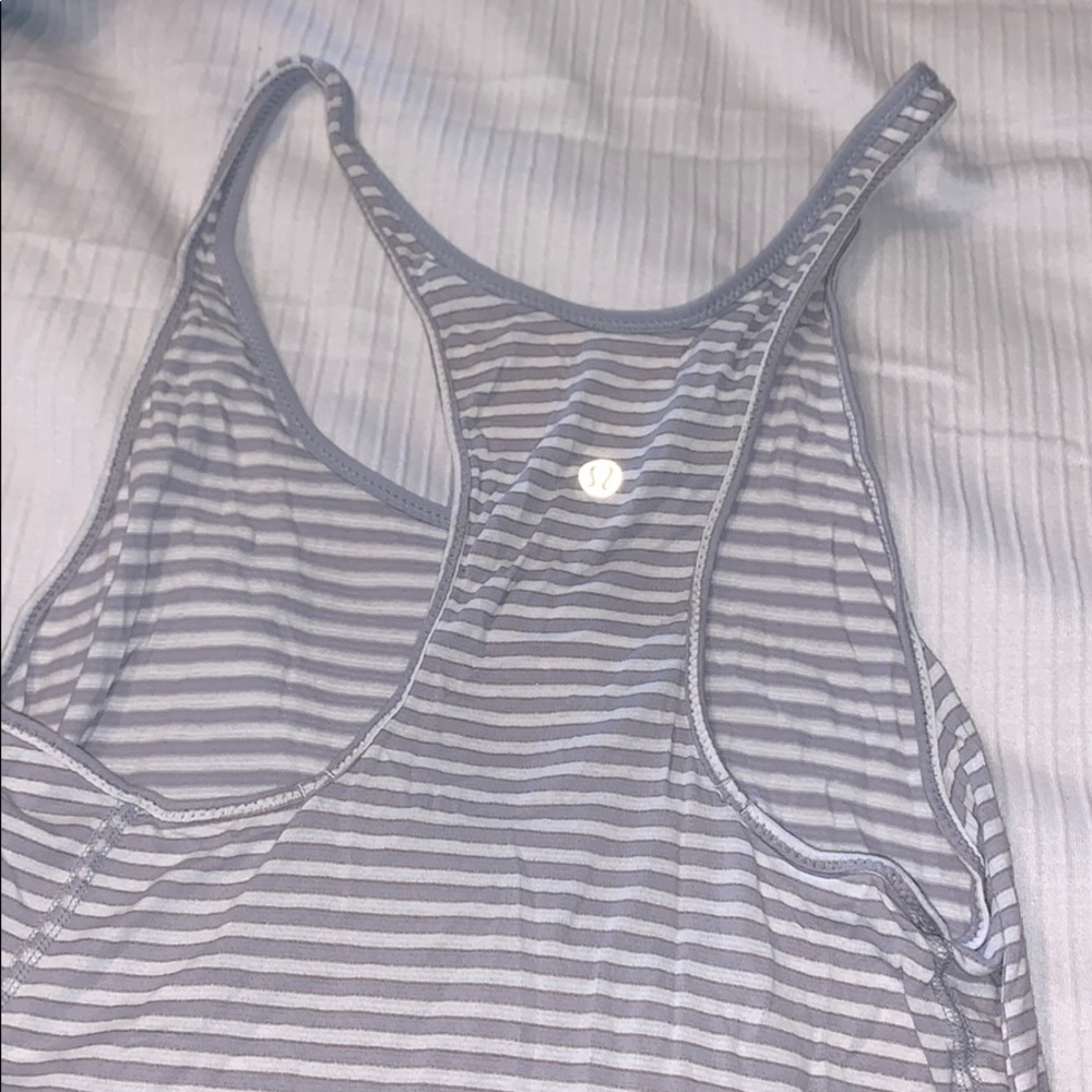 Lululemon grey and white tank top